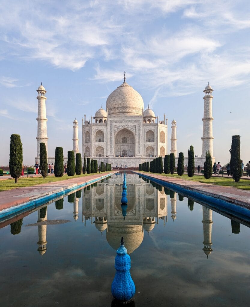 agra tour package by friends tours