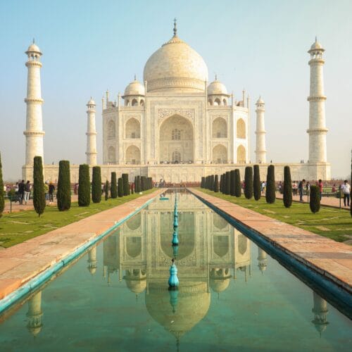 Kashi Ayodhya Lucknow Agra Mathura Tour