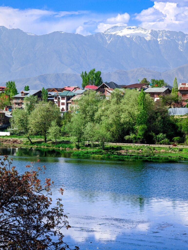 Srinagar Offbeat Valley Tour Package